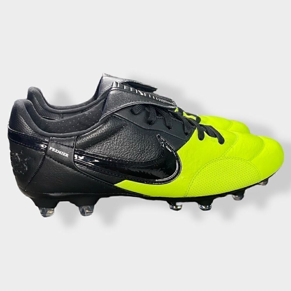 Nike Premier III FG "Black Volt” AT5889-009 Mens size 6.5/ 8 Womens Cleats New
